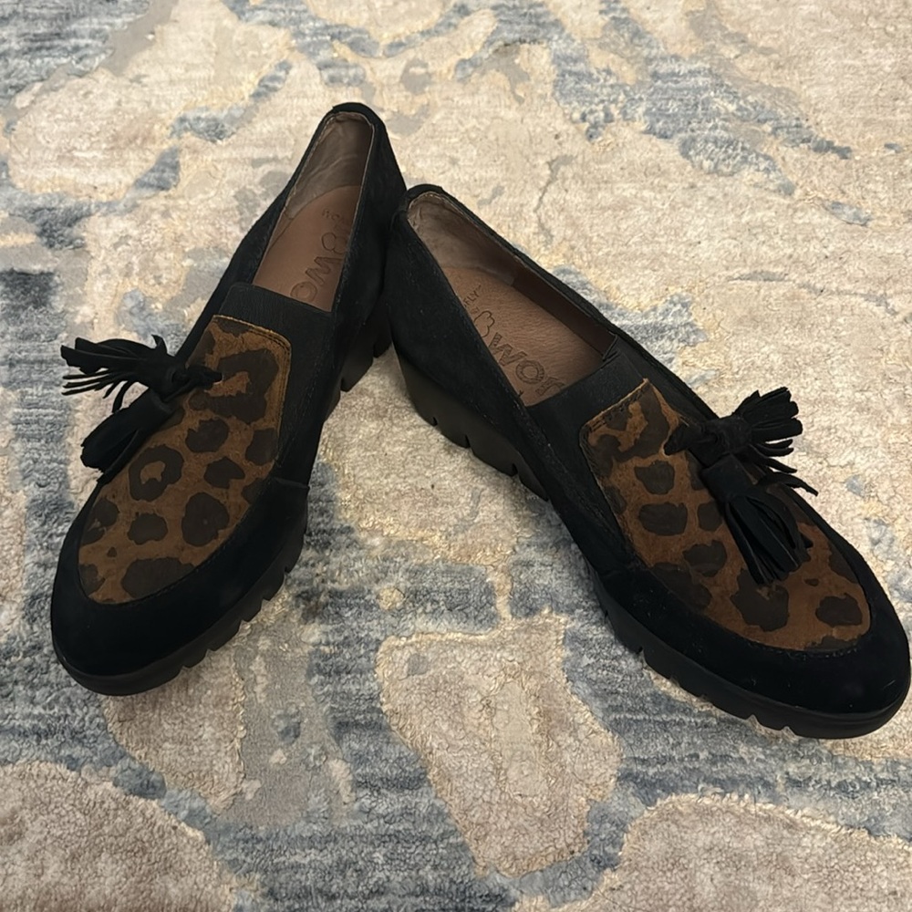 NWOT WONDERFLY BLACK CHUNKY LOAFER WITH LEOPARD TASSLE SIZE 40